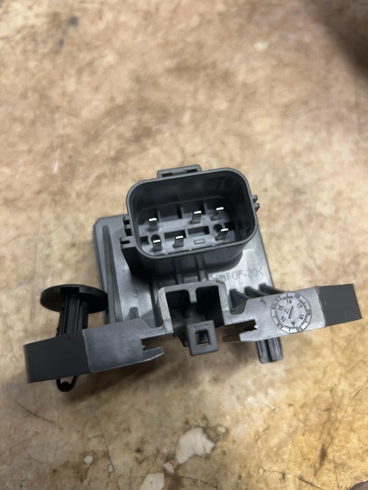 Caja cerebral chasis Ford Edge 13 14 Foto 3 de 4