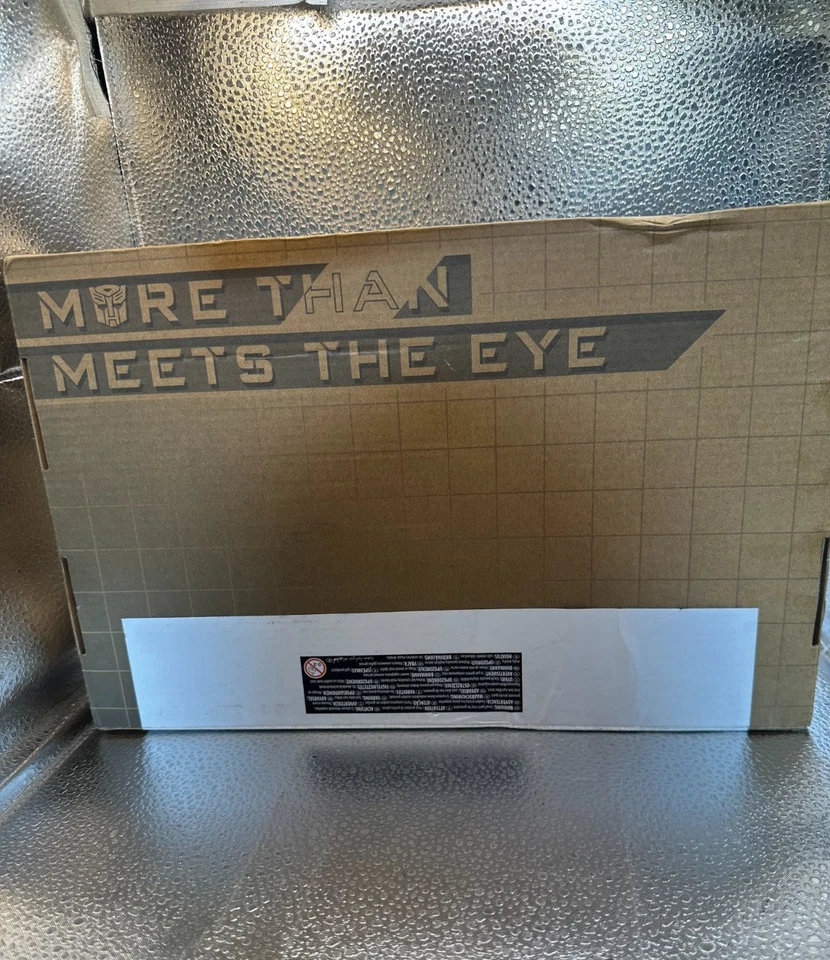 Transformers Heroes and Villains Bumblebee & Starscream 7" Action Figures 2-Pack - Image 2 of 3