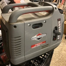 Briggs and Stratton P2200 Gas Generator NICE RUNS WELL
