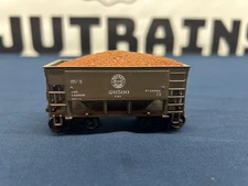 Roundhouse HO Duluth Missabe & Iron Range #26500 26’ Ore Car w/ Load 1421 NO BOX