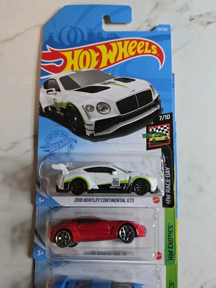 HotWheels|Lot|Bugatti|Bentley|Aston Martin|Great Stocking Stuffers 🎅 - Image 2 of 4