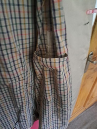 Gabardina clásica unisex DAKS London talla 40 regular en muy buena condición - Imagen 9 de 18