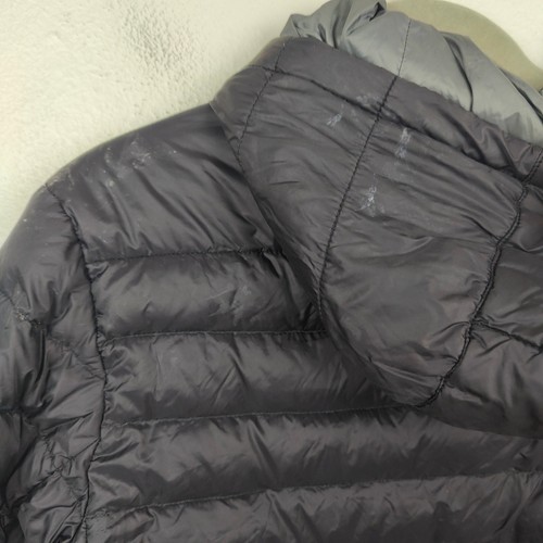 Tumi Down Packable Jacket Mens Medium Black Full Zip Lightwight Hooded Winter - Picture 3 of 8