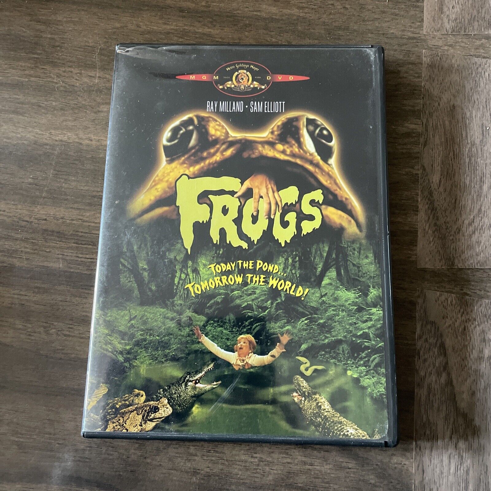 Frogs DVD Rare oop artwork Horror Halloween