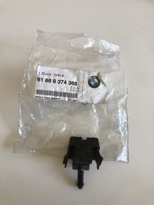 #ad BMW E46 Right Spray Nozzle Original Genuine NEW 61668374368 EUR 14.95