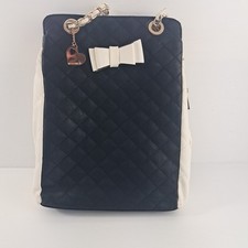 Borsa Fracomina originale, nuova mai utilizzata. Modello elegante in ecopelle
