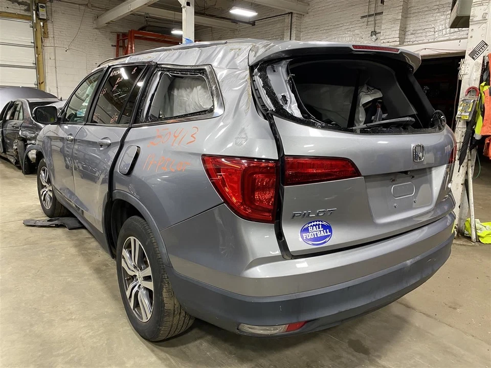 GLOVE BOX DOOR Honda Pilot 2017 17 1425395 Foto 3 de 4