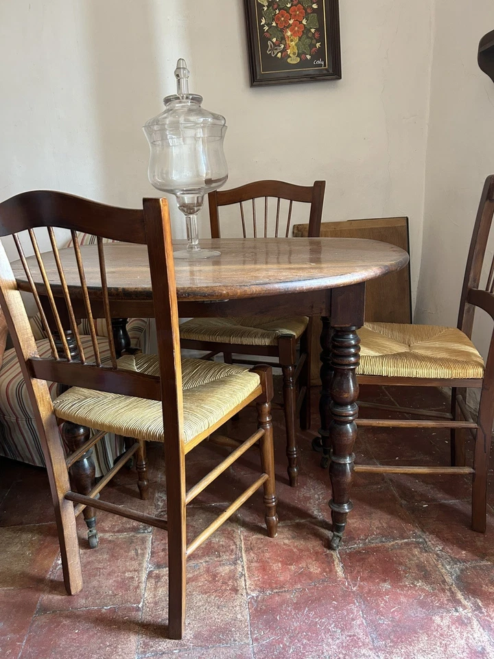 table et chaises salle à manger - Photo 4/4