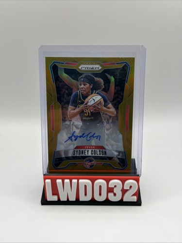 WNBA Prizm FOTL Sydney Colson Gold Auto /10 FEVER