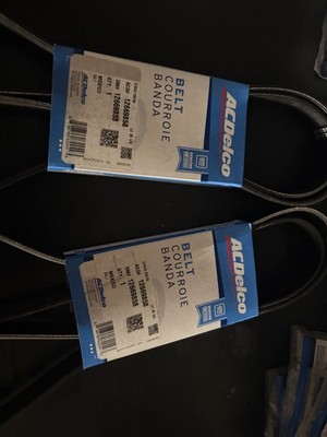 1 ACDelco GM Original Equipment V-Ribbed Serpentine Belt GM Part # 12669858 NEW 