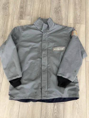 SALISBURY By HONEYWELL PRO-WEAR 40 CAL/CM2 ARC Gray COAT ADULT L - product listing photo