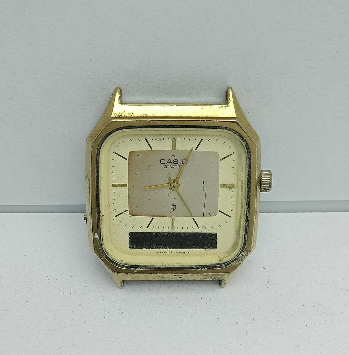 Casio Quartz AQ-322G Ana Digi 305 Vintage Men