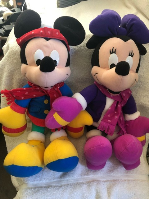 Vintage 1990's Disney/Mattel Mickey & Minnie 19