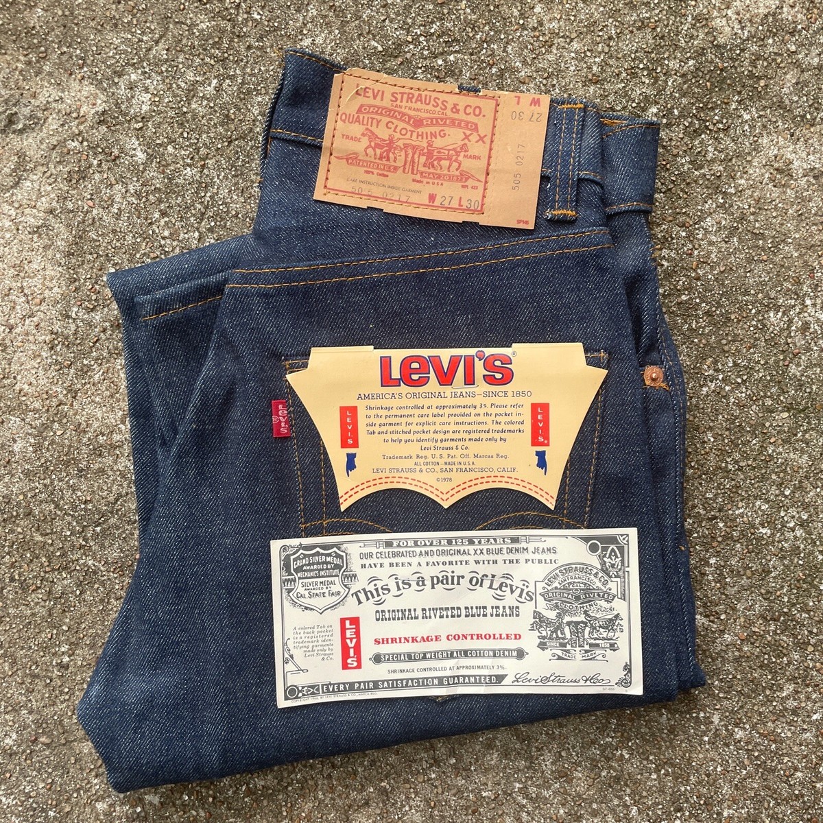 NOS Vintage 1978 Model Levi's 505-0217 Denim Jeans Size NOS Vintage 1978 Model Levi's 505-0217 Denim Jeans Size