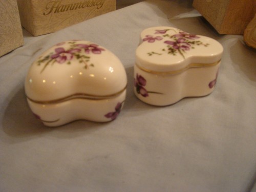 vintage hammersley victorian violets heart box and trefoil trinket boxed - Picture 6 of 6