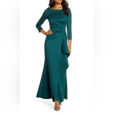 Eliza J Techno Pleated Scuba Trumpet Gown size 2 NWOT