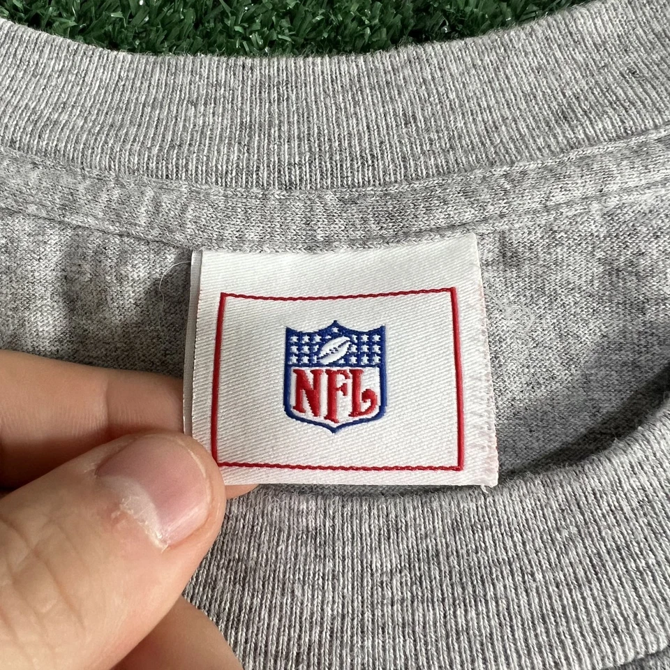 Camiseta Vintage NFL Tampa Bay Buccaneers Para Hombre Grande Gris 2002 División NFC Y2K Foto 2 de 4