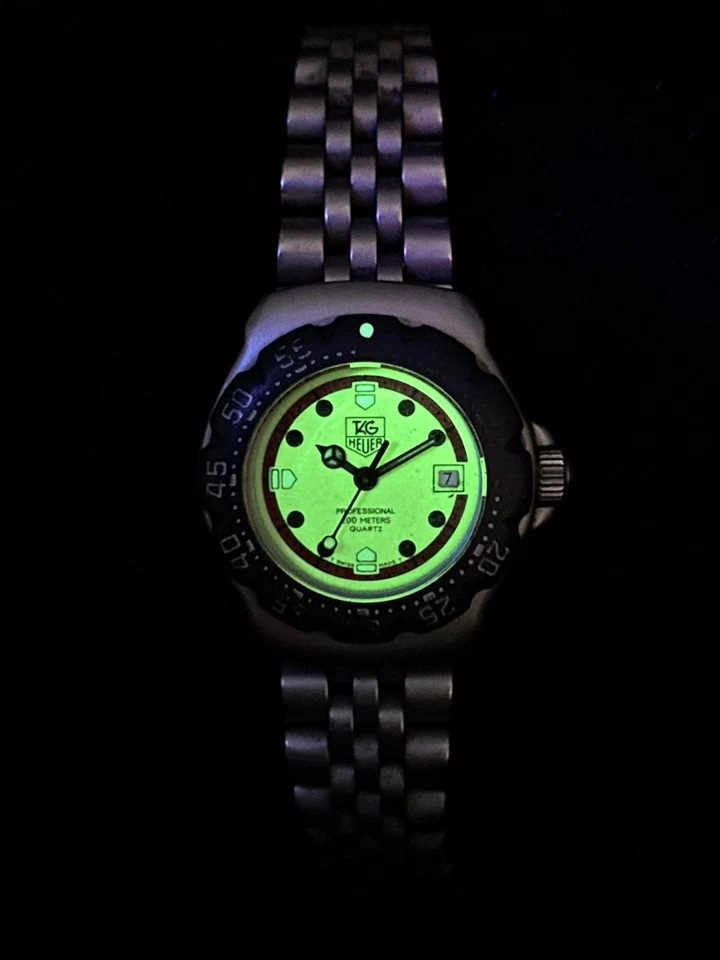All Original  Vintage 90s TAG HEUER Formula 1 WA1411 Luminous Dial Swiss Watch - Image 4 of 4