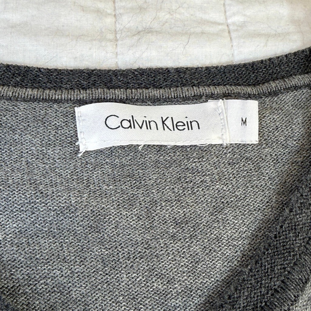 Calvin Klein Gray V Neck Sweater Long Sleeve Lightweight Knit Size M image 6
