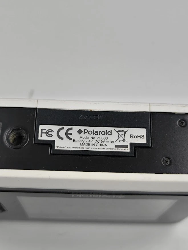 Polaroid Z2300 Sofortbildkamera - Für Teile - Bild 2 von 4