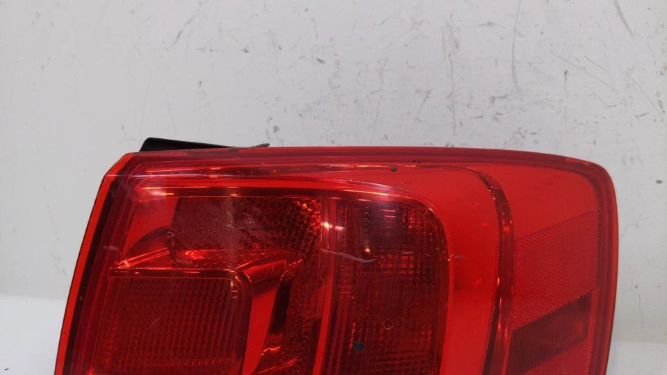 2008 - 2011 年大众捷达乘客右侧尾灯尾灯 Oem JRSYD — 第 2/4 张图片