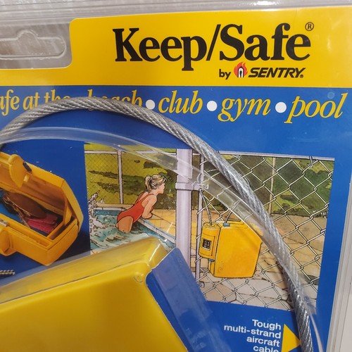 Portable Locker Vintage KeepSafe by Sentry LockR Lock it and Go Yellow - Picture 7 of 16