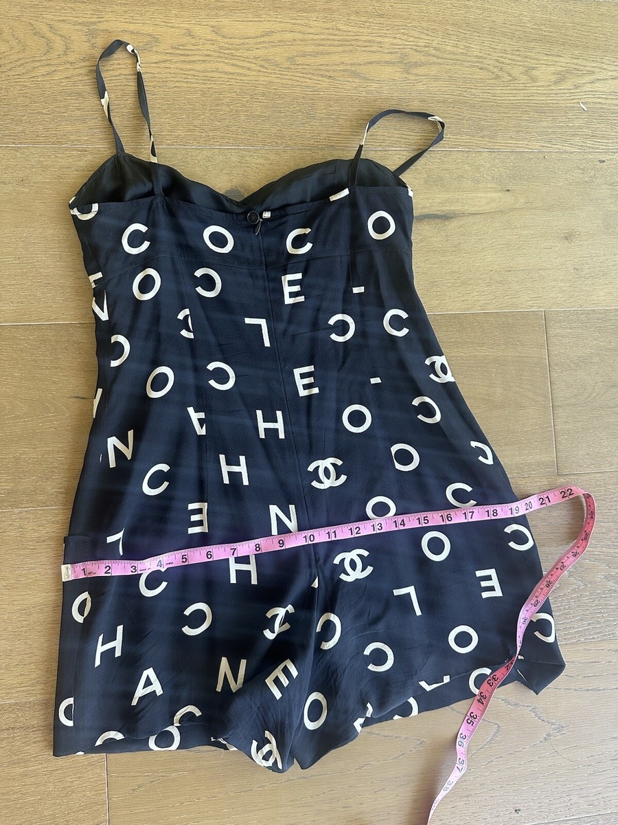 ワンピース CHANEL Vintage Dress Chanel Silk Multi-Color Logo Graphic Dress – Vintage by Misty