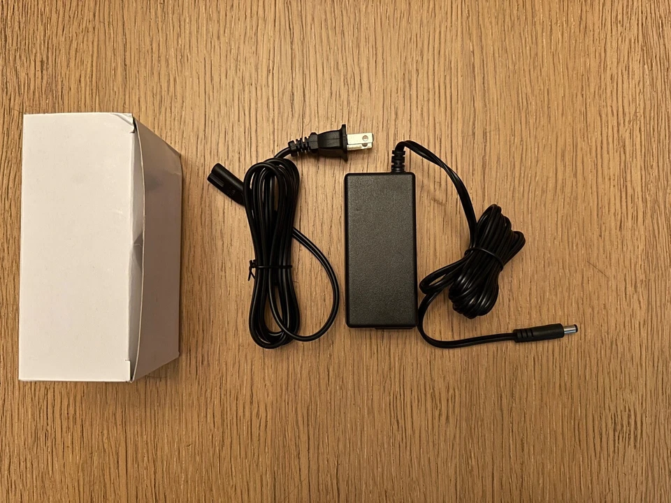 NOVO lote de 10 (TEN), fontes de alimentação 5V 4A com conector de 5,5 x 2,1 mm para tira de LED - Imagem 4 de 4