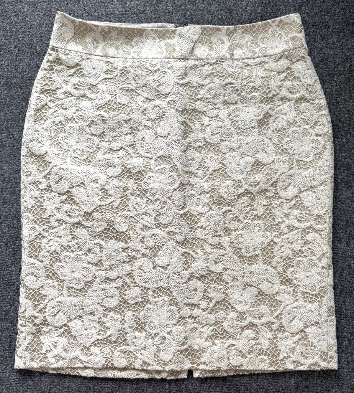 Banana Republic Skirt 6P White Lace Ivory Lined Floral Petite 29W x 21L