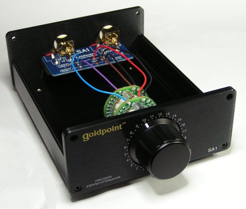 GOLDPOINT SA1 PRECISION STEREO PASSIVE PREAMP - Picture 2 of 3