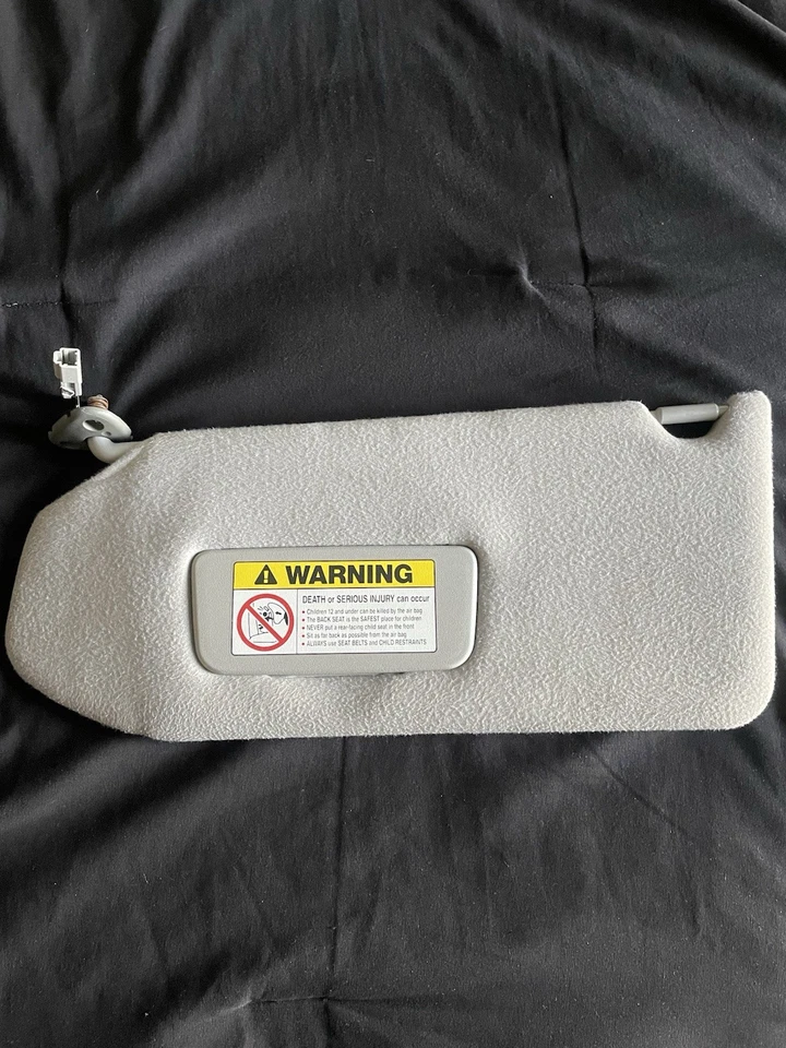 Juego de parasoles Honda Pilot 2003-2008 - OEM lado conductor y pasajero con espejos retrovisores Foto 2 de 4