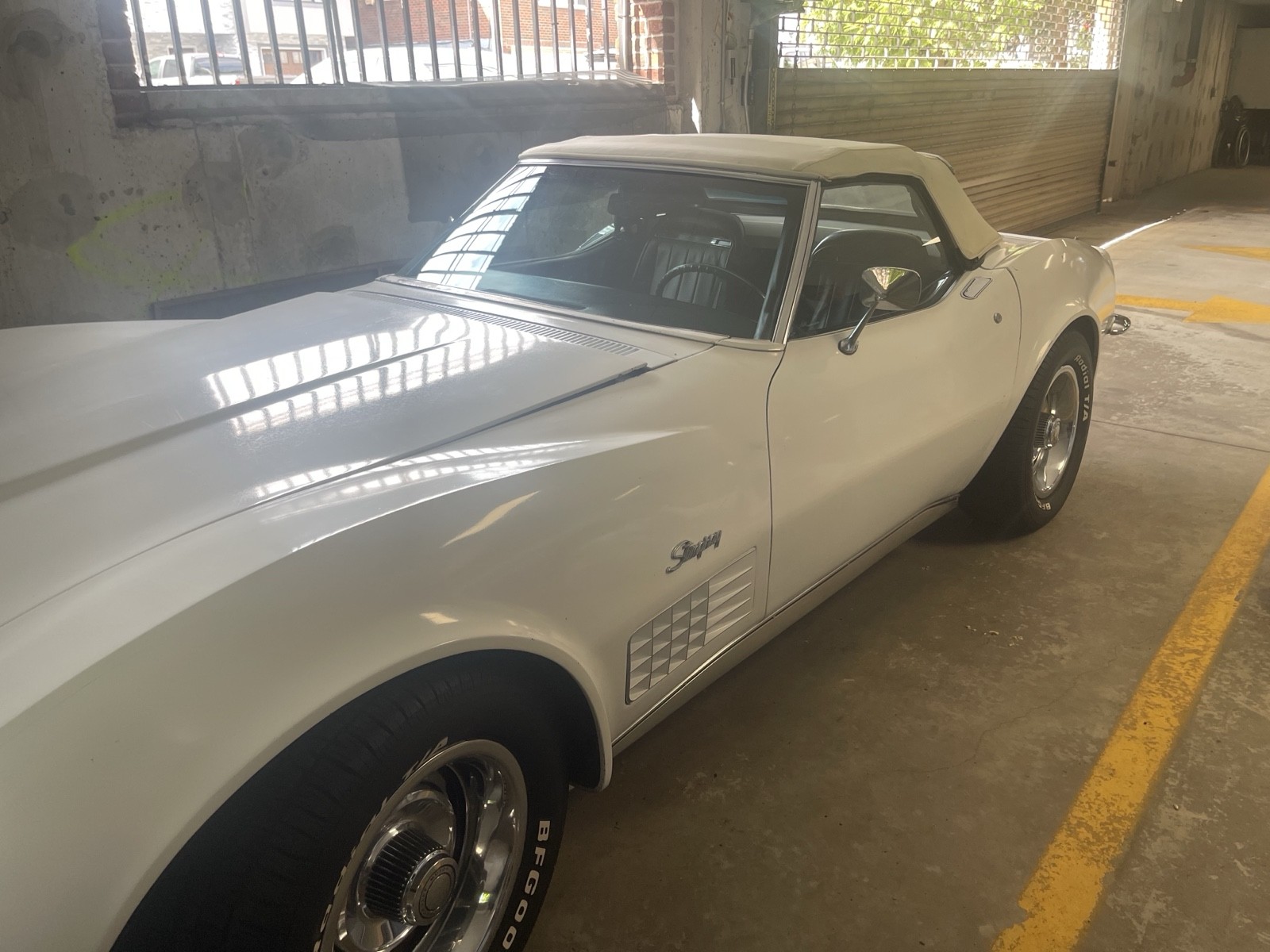 1970 White Chevrolet Corvette   | C3 Corvette Photo 3