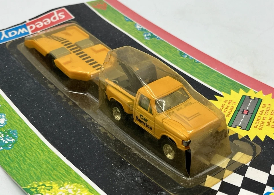 Dépanneuse Ford + remorque au 1:64° - MC Toy Transporters Speedway - 1990's - Photo 2/4
