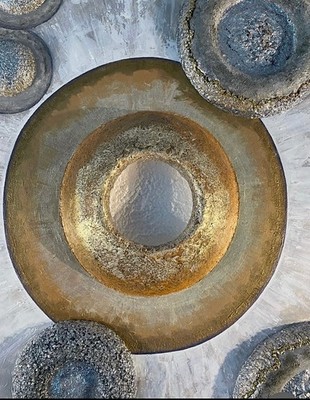 Sarah Grant Hallhuber / GOLDEN PLANET OF PEACE / German artist / California