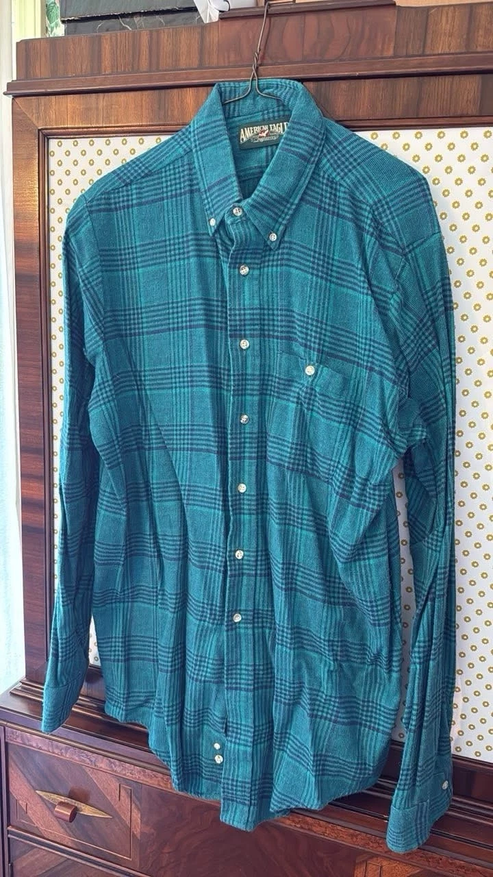 Vintage American Eagle Flannel Shirt Button Down Men’s Size Medium Cotton Warm