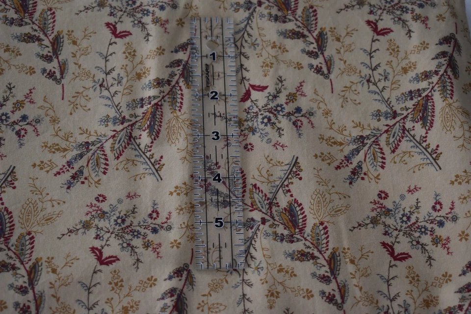 CLASSIC COTTONS 2000 vtg floral fabric 3 yards LEAFY VINE FLORAL reproduction ? - Image 2 of 4