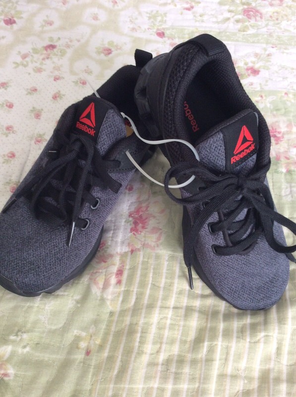 NWT Sz 12 Boys Black Sneakers Lace Up By Reebok
