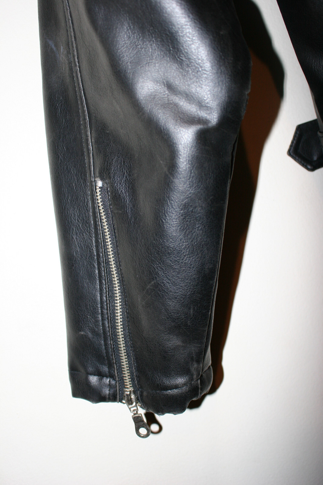 Picture 3 of 5