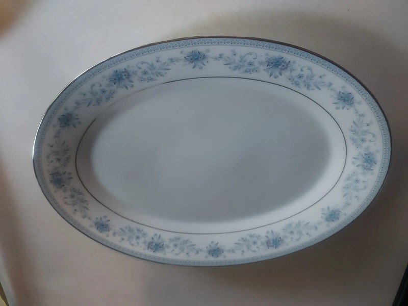 VINTAGE NORITAKE CONTEMPORARY 2482 - BLUE HILL - SERVING PLATTER - 14" X 10"