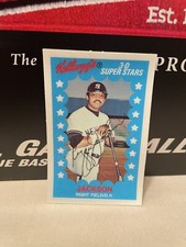 1982 Kellogg’s 3D Baseball Card #14 Reggie Jackson EX/NM Cond. Combined Ship