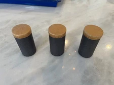 Roughly 100 cylinder record pegs