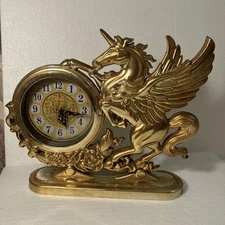 Rare Vintage Silver Plastic Molded Pegasus Clock Works! - 1980's - 10" , AA Batt
