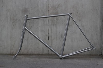 vintage giant road bike