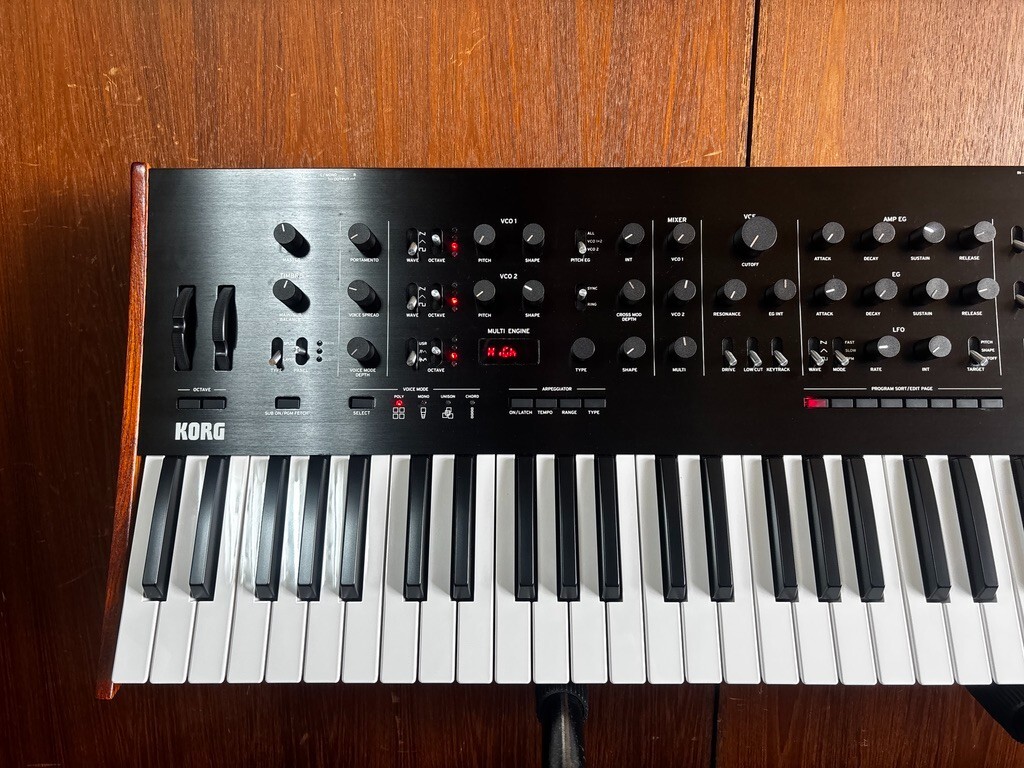 美品 korg prologue-16 アナログシンセサイザー 純正SC s-l1200.jpg