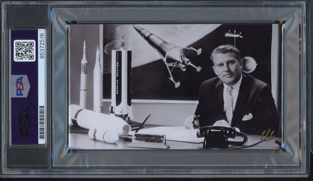 Wernher Von Braun signed Cut 3x5 Custom Card PSA DNA Slab Rare Auto C3759