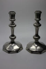 Pair of Williamsburg Stieff Pewter Candlesticks – Substantial/Classic