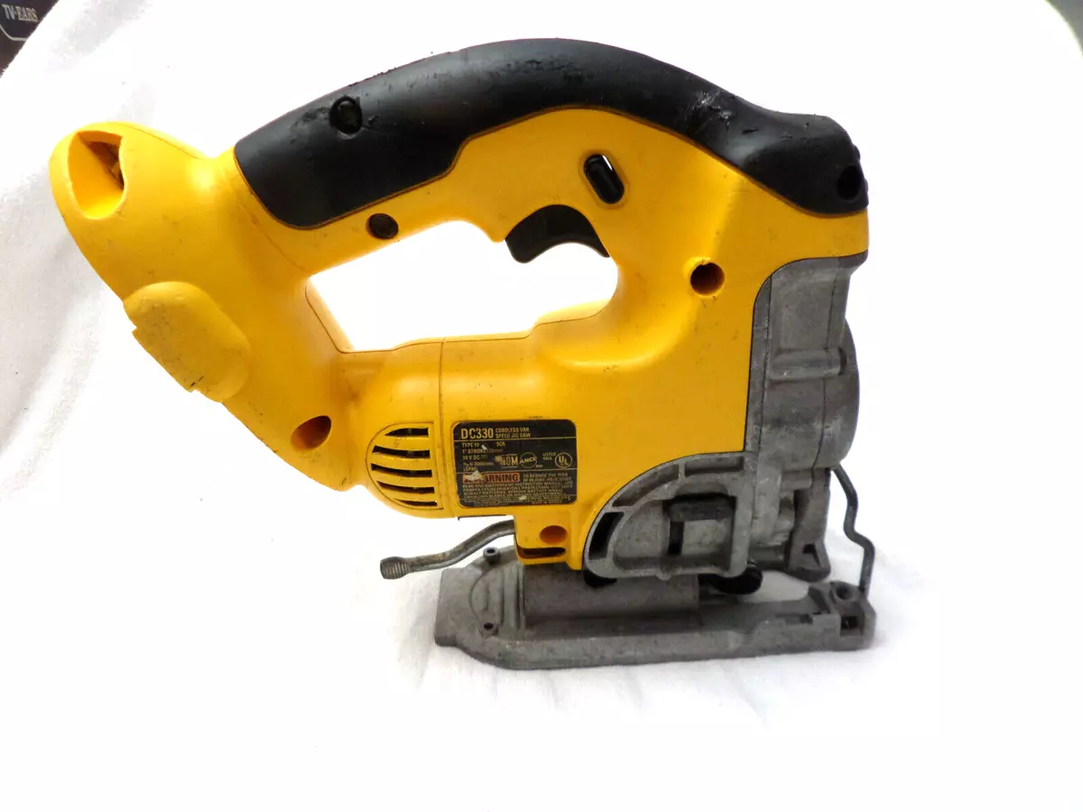 DeWalt Jigsaw DC330 18 Volt Variable Speed Works Great Tool Only