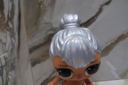 LOL Surprise Kitty Queen Doll Big B.B Doll Silver Sparkly Hair - Picture 2 of 6