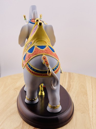 Lenox Porcelain Carousel Elephant Figurine Wood Base 7.25” Mint Condition VTG - Picture 5 of 16