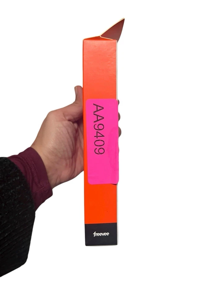 AMAZON FIRE TV Stick 4K MAX, 2.0 GHz, Wi-Fi 6E 16GB streaming device NEW SEALED - Image 3 of 4